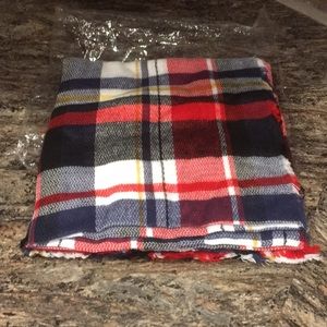 Blanket scarf-New w/out tags